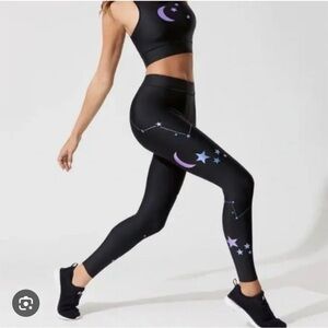 Ultracor Black on black cosmic Leggings size small